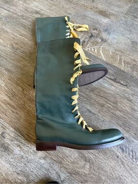 Kathryn Amberleigh Sz 9 USA size green lace up boots new